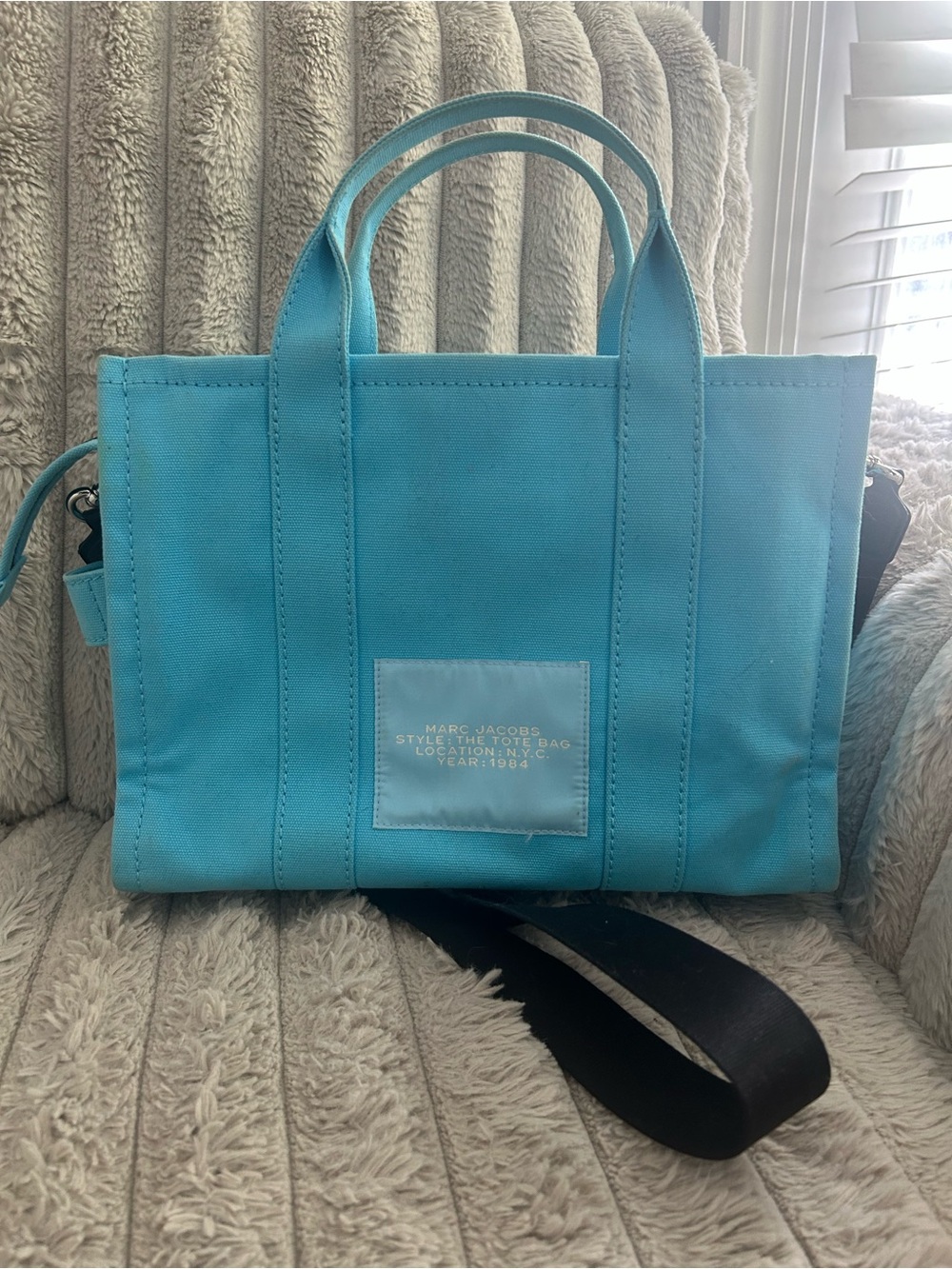 Marc Jacobs Small Canvas “The Tote Bag” - Picture 3 of 5